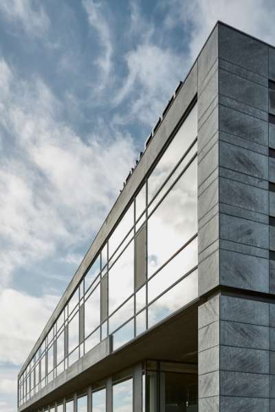 Façade cladding using DS Format stays the distance, Langelandsvej 6, 8940 Randers